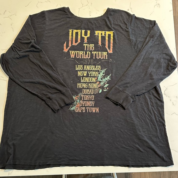 Torrid Joy To The World Tour Classic Fit Super Soft Crew Neck Long Sleeve Tee 6X - Picture 7 of 7